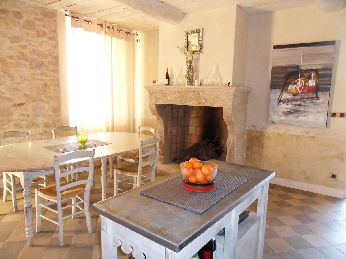 Domaine De L'Olibaou Bed and Breakfast Venelles Exteriör bild
