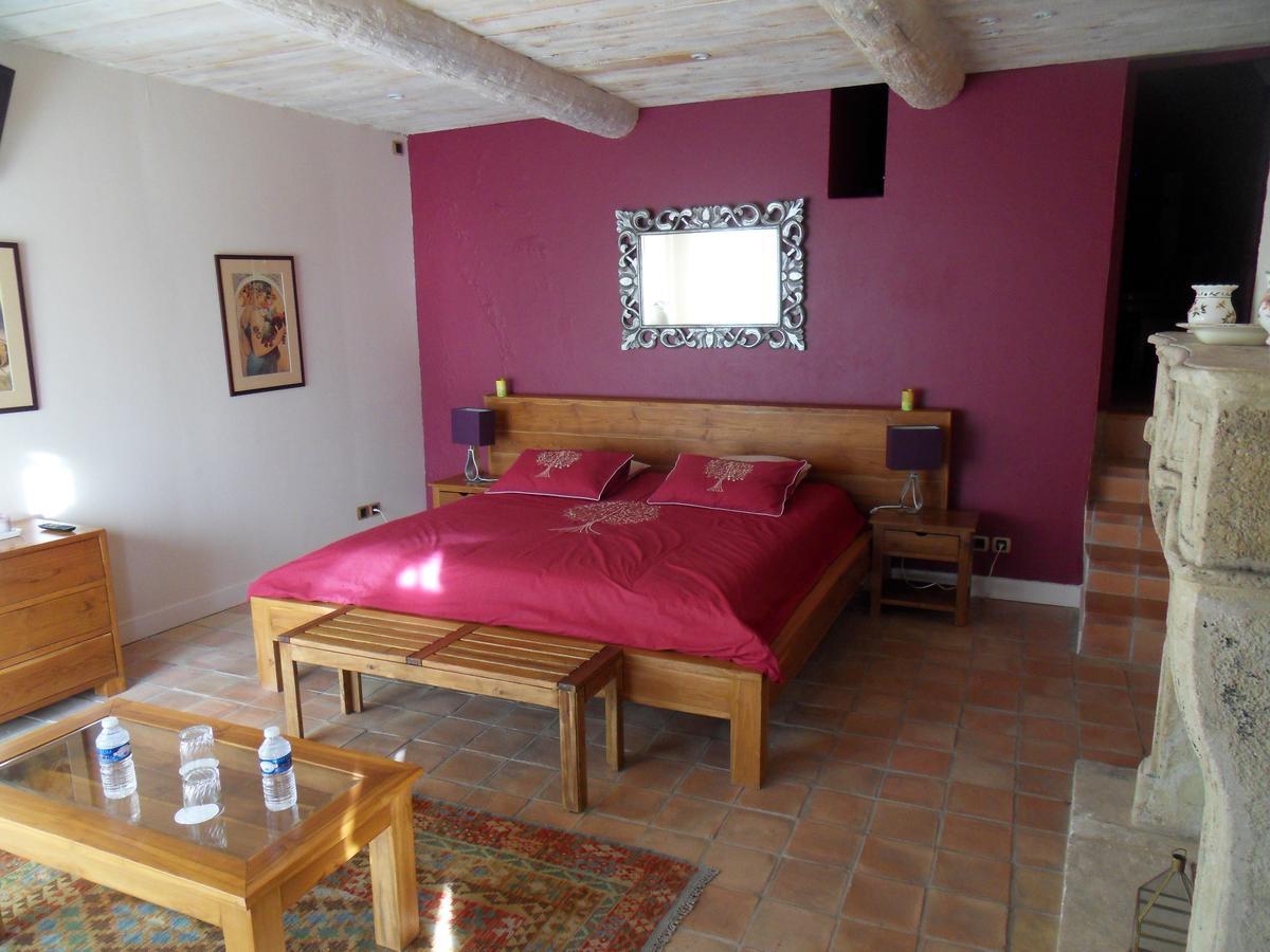 Domaine De L'Olibaou Bed and Breakfast Venelles Exteriör bild