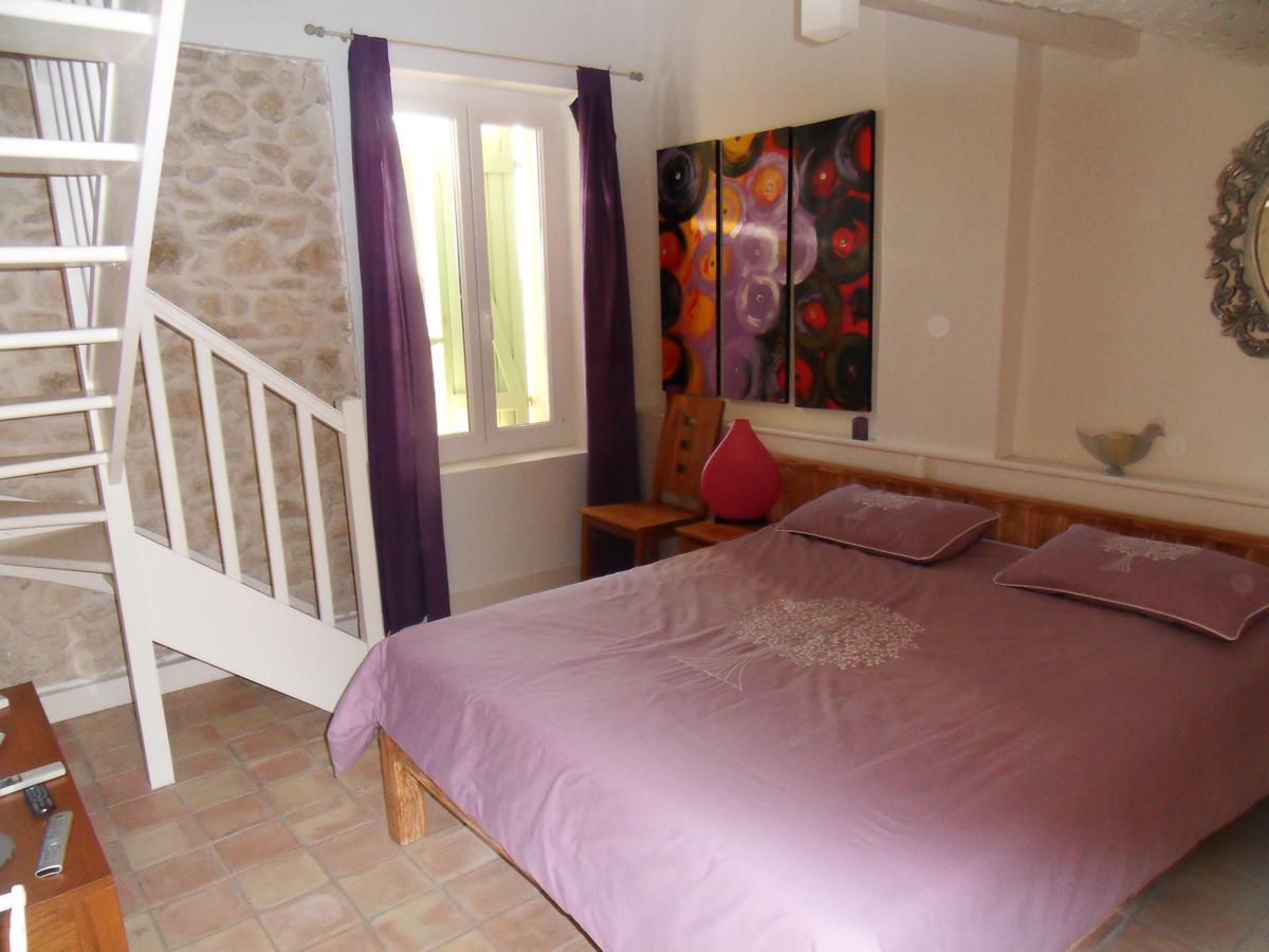 Domaine De L'Olibaou Bed and Breakfast Venelles Exteriör bild